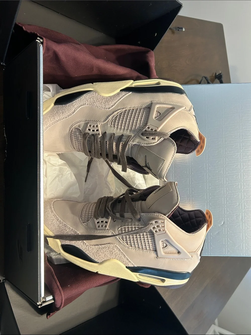 Jordan 4 Retro OG A Ma Maniere While You Were Sleeping